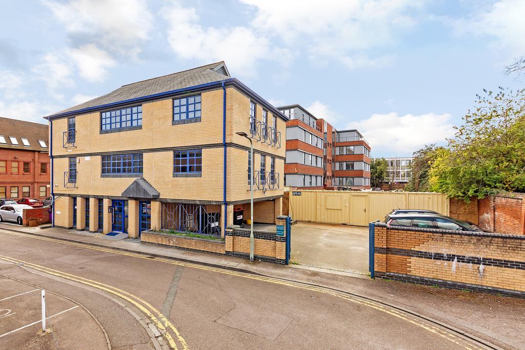 Book Today At Metro Serviced Apartments Bedford - Metro House ,Free Wifi エクステリア 写真