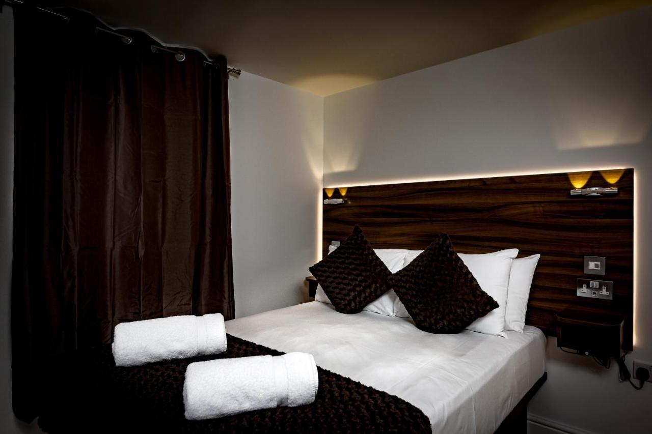 Book Today At Metro Serviced Apartments Bedford - Metro House ,Free Wifi エクステリア 写真
